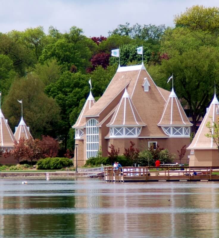 water side building on lake calhoun